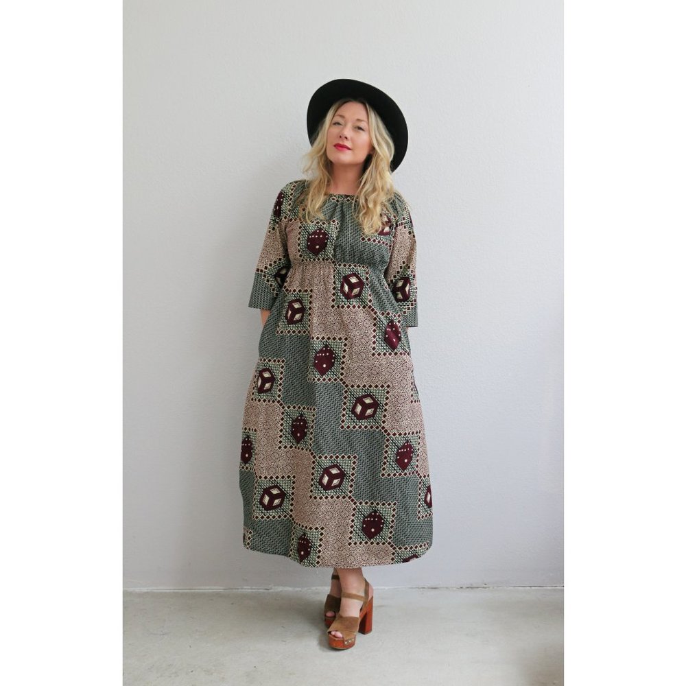 Black and Red Off-Shoulder Bishop Sleeve Midi Sundress